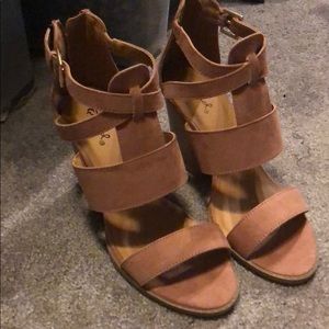 3 for $18 Mauve pink NWOT sandals